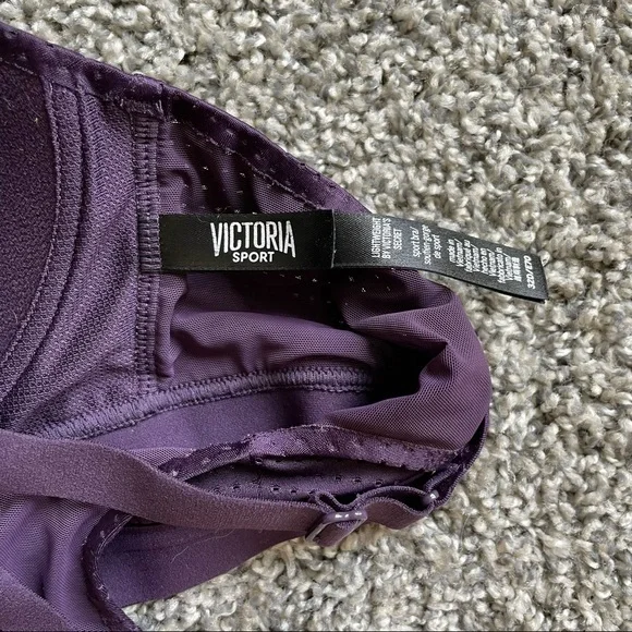Victoria’s Secret | 32D Sports Bra - Picture 8 of 8